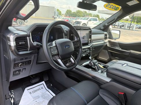 Certified 2025 Ford F150 Platinum AWD/4WD image 10