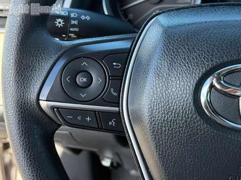 Used 2023 Toyota Camry LE image 16