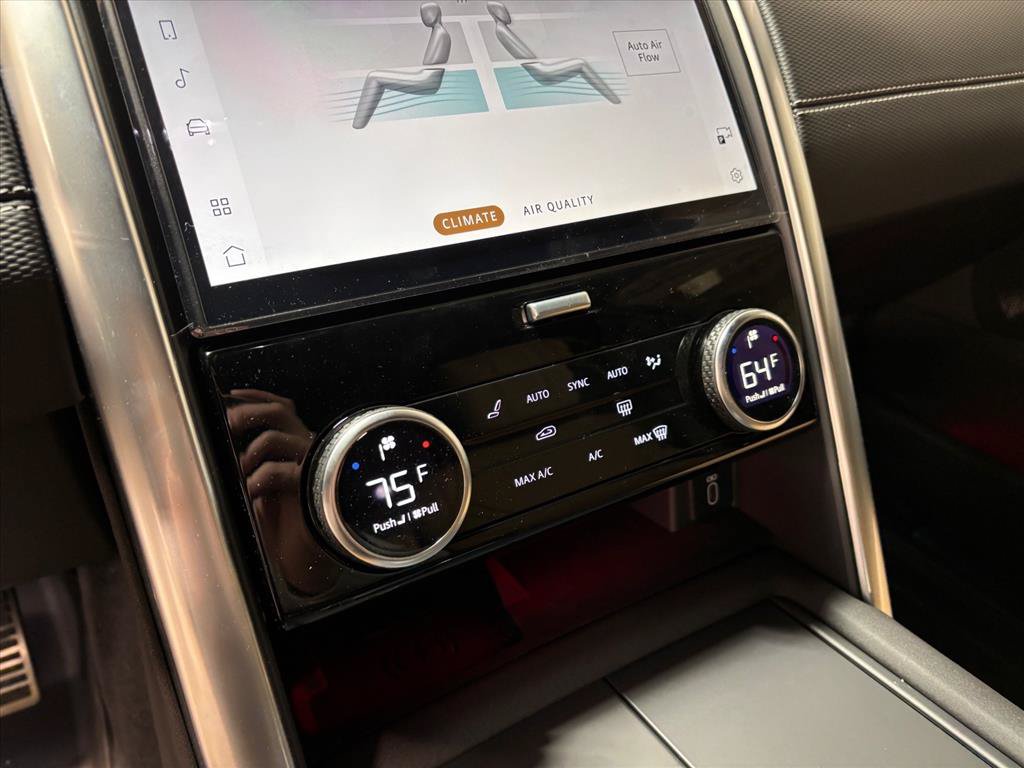 New 2026 Land Rover Discovery Limited Edition AWD/4WD image 14