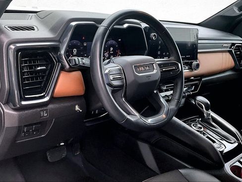 Used 2024 GMC Canyon AT4 image 16