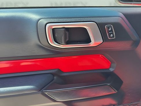 Used 2024 Ford Bronco Heritage Edition AWD/4WD image 25