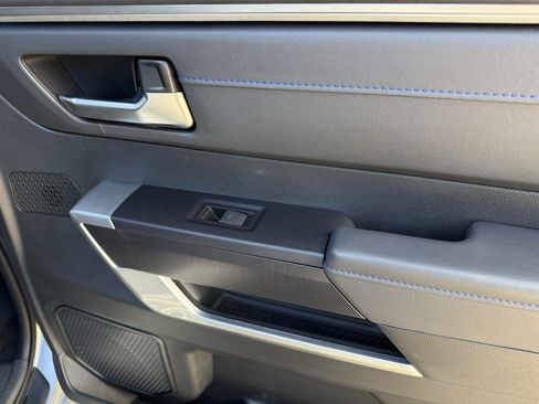 Used 2023 Toyota Sequoia Platinum image 42