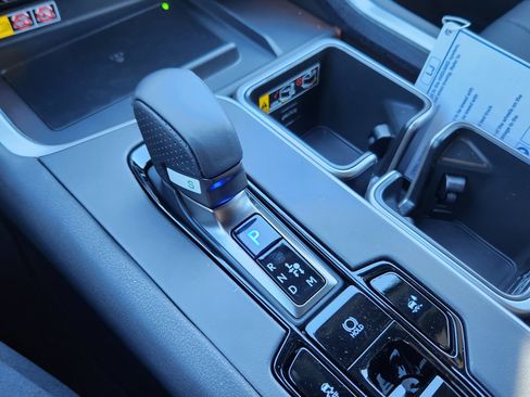 New 2026 Lexus TX 500h AWD image 9