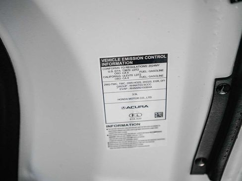 Used 2024 Acura MDX SH-AWD w/ Technology Package image 33