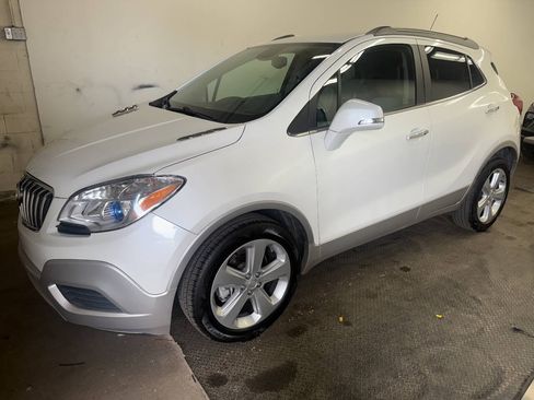 Used 2016 Buick Encore FWD image 1