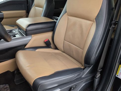 Used 2022 Ford F150 Lariat image 17