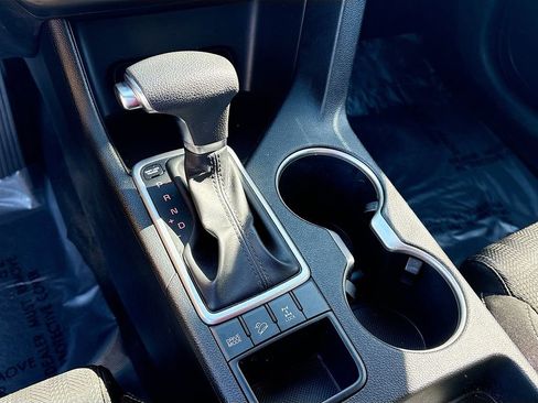 Used 2017 Kia Sportage LX image 16