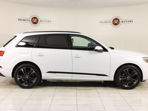 Used 2025 Audi Q7 3.0T Prestige AWD/4WD image 2