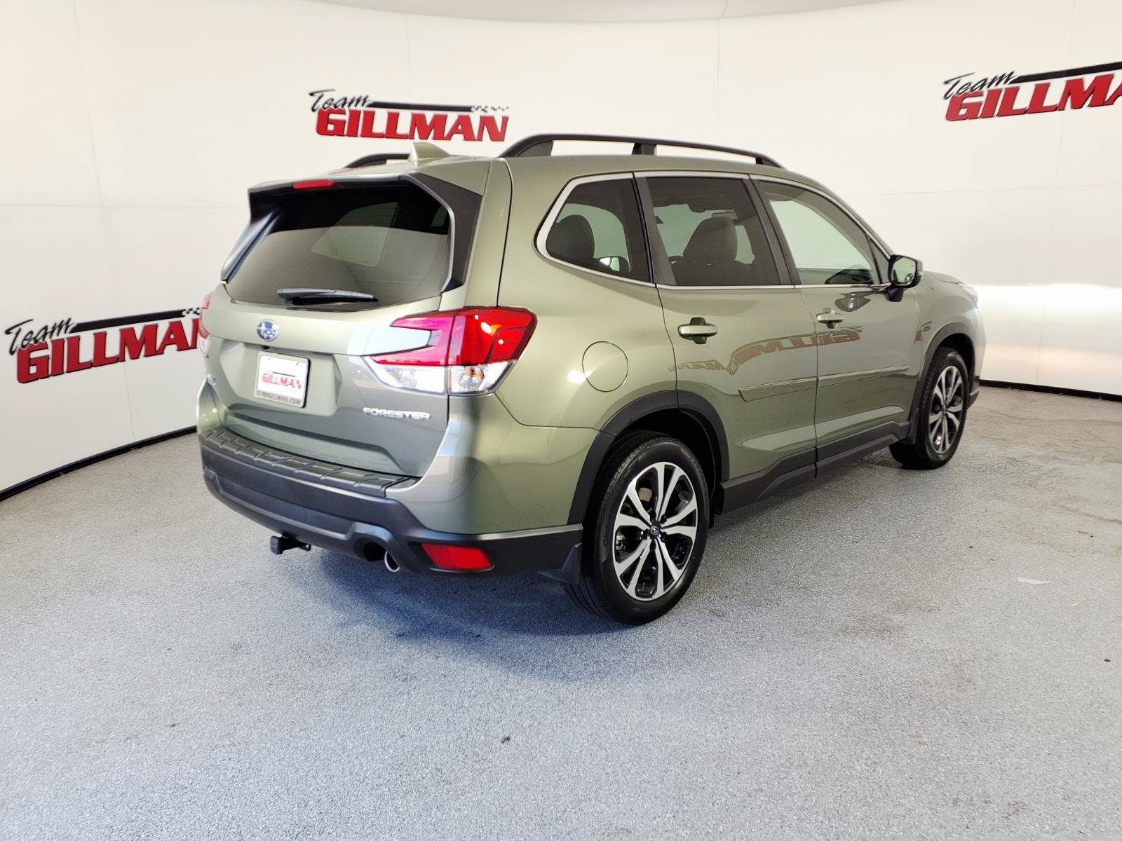 Used 2020 Subaru Forester Limited AWD/4WD image 5