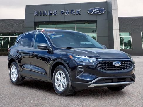 Used 2023 Ford Escape Active AWD/4WD image 1