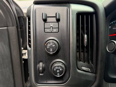 Used 2016 Chevrolet Silverado 1500 LT w/ All Star Edition AWD/4WD image 10