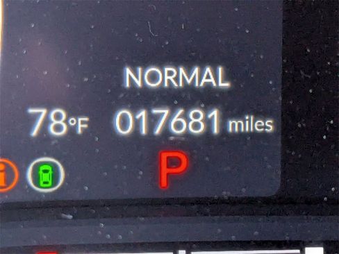 Used 2024 Honda Civic Sport image 11