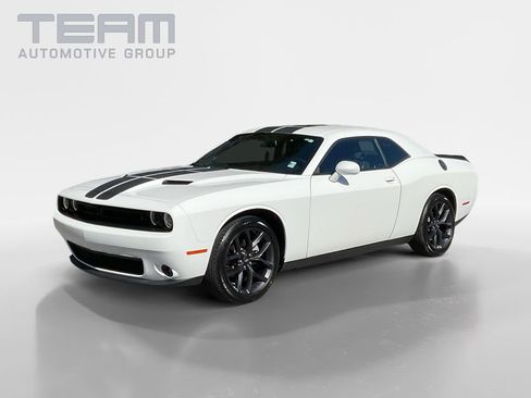 Used 2022 Dodge Challenger SXT w/ Blacktop Package image 3