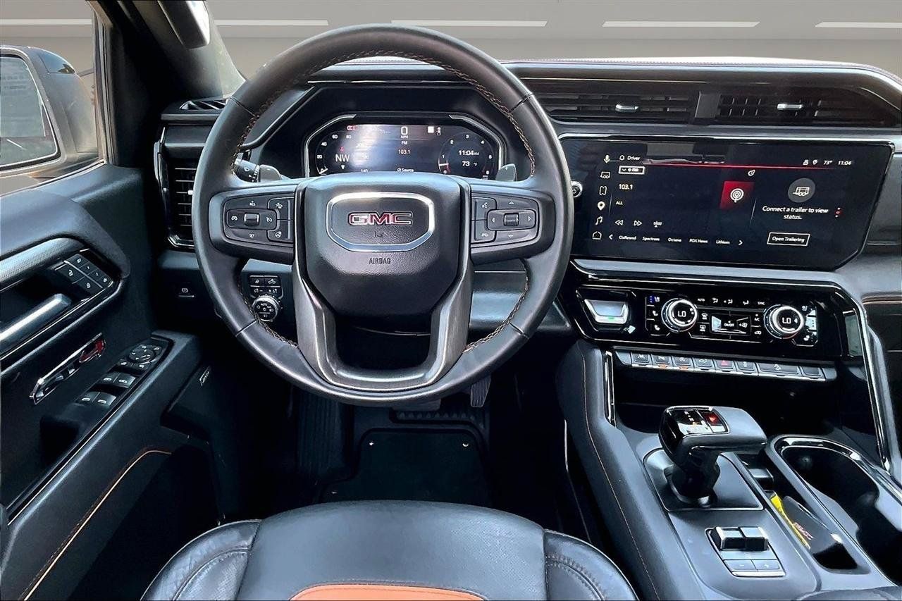 Used 2025 GMC Sierra 1500 AT4 AWD/4WD image 9