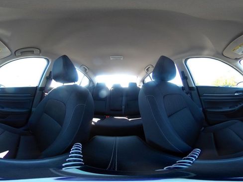 Used 2025 Nissan Altima 2.5 SV image 41