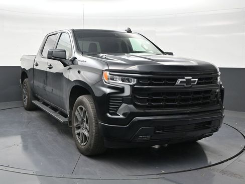 Used 2024 Chevrolet Silverado 1500 RST RWD image 7