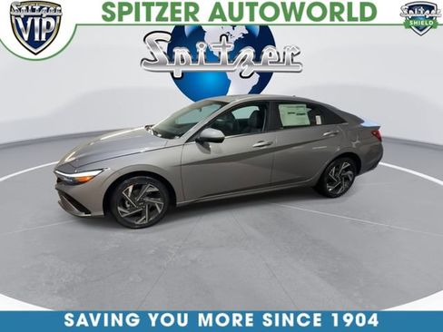 New 2026 Hyundai Elantra Limited w/ Cargo Package FWD image 4