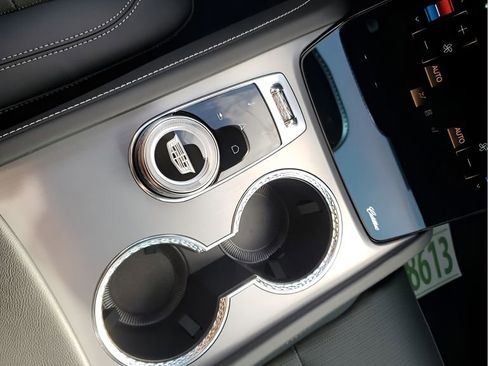 New 2026 Cadillac Vistiq Sport image 41