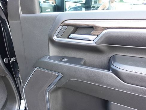 Used 2024 Chevrolet Silverado 2500 LT w/ Midnight Edition AWD/4WD image 37