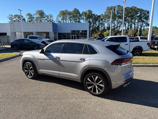 Used 2026 Volkswagen Atlas Cross Sport SEL Premium R-Line AWD/4WD image 9