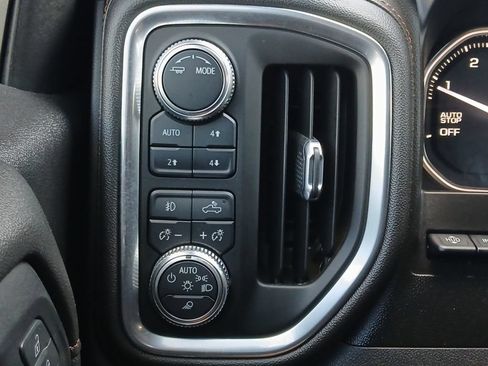 Used 2021 GMC Sierra 1500 AT4 w/ AT4 Premium Package AWD/4WD image 12