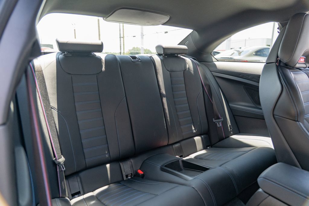 Used 2025 BMW M2 w/ Lighting Package RWD image 21