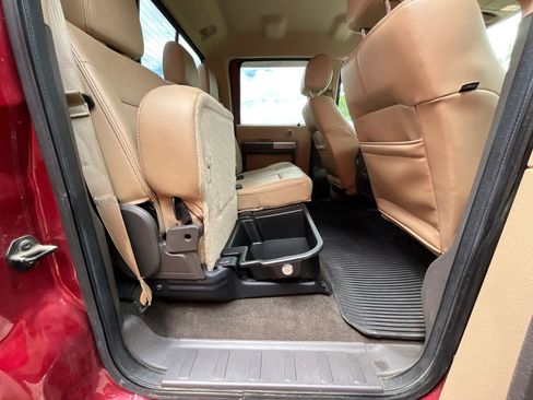Used 2015 Ford F350 Lariat w/ Lariat Interior Package AWD/4WD image 16