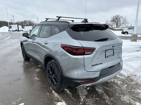 Used 2023 Chevrolet Blazer LT w/ Convenience Package image 3