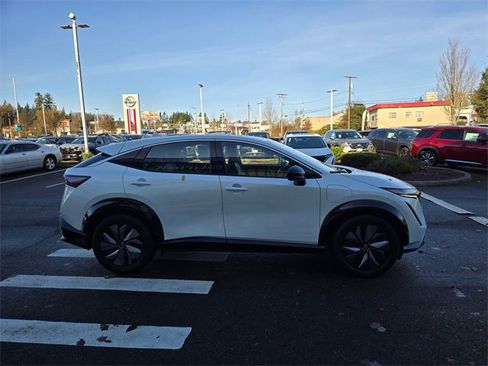 Used 2024 Nissan Ariya FWD image 6