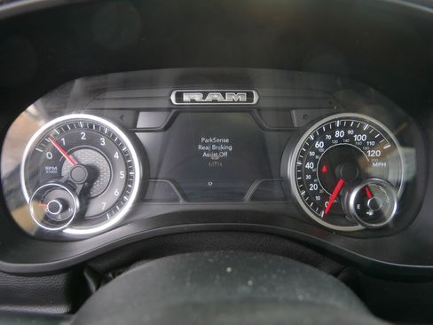 Used 2019 RAM 1500 Laramie image 40