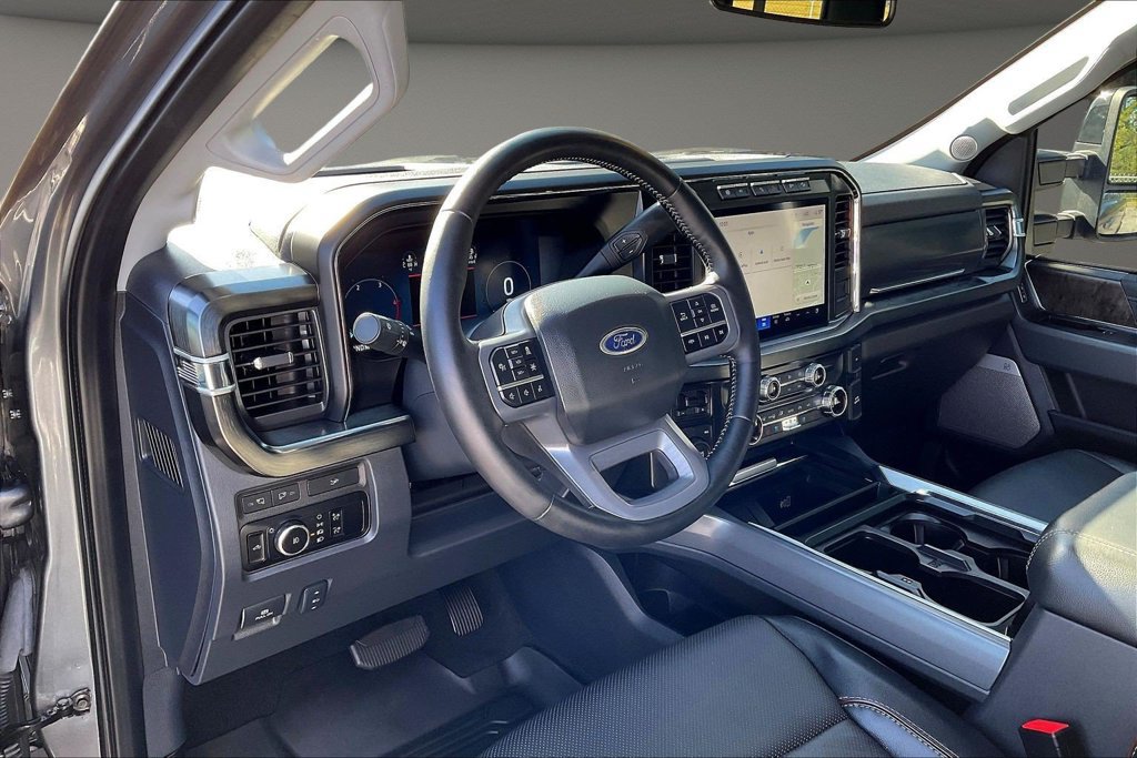 Used 2024 Ford F250 Lariat w/ Lariat Ultimate Package AWD/4WD image 21