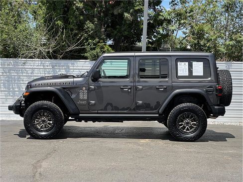 Used 2021 Jeep Wrangler Unlimited Rubicon w/ Dual Top Group AWD/4WD image 13