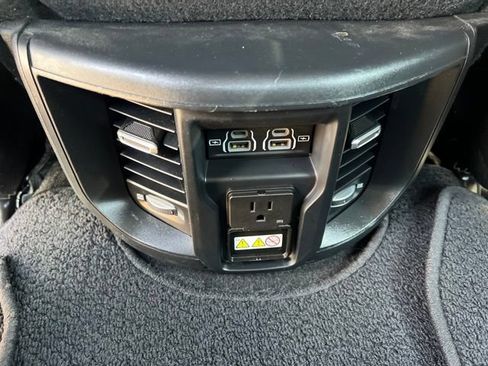 Used 2022 RAM 3500 Laramie AWD/4WD image 22