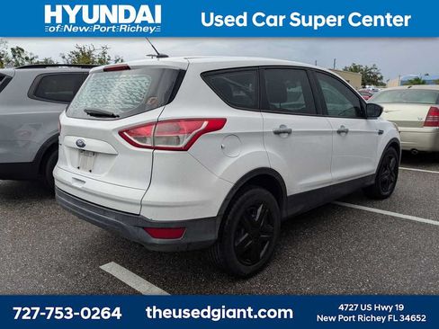 Used 2016 Ford Escape S FWD image 2