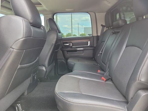 Used 2016 RAM 1500 Laramie w/ Convenience Group AWD/4WD image 17