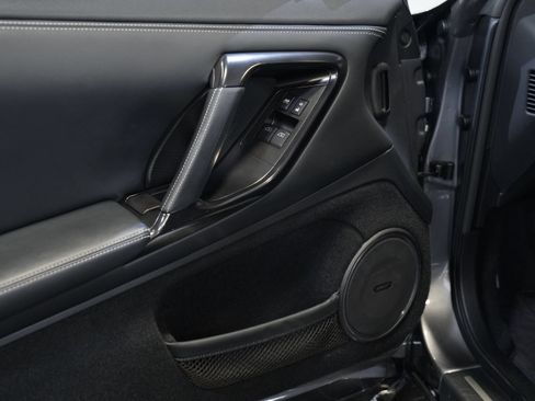 Used 2014 Nissan GT-R Premium AWD/4WD image 24