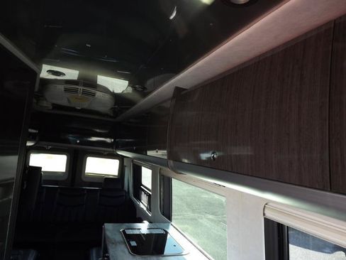 Used 2014 Mercedes-Benz Sprinter 3500 image 34