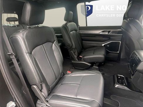 New 2026 Jeep Grand Wagoneer Limited image 23