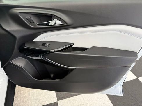 New 2026 Chevrolet Trax LT w/ Driver Confidence Package FWD image 21