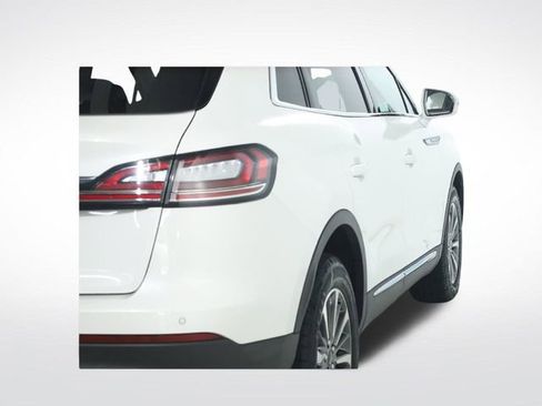 Used 2023 Lincoln Nautilus Reserve AWD/4WD image 48