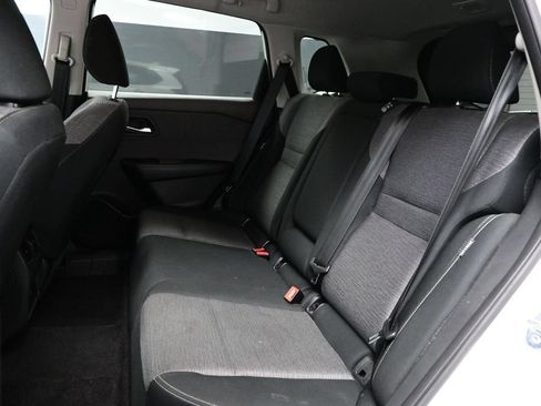 Used 2023 Nissan Rogue SV FWD image 28