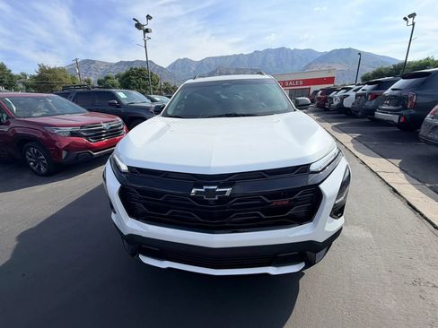 Used 2025 Chevrolet Equinox RS w/ Safety and Technology Package AWD/4WD image 9