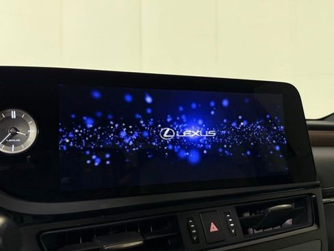 Used 2025 Lexus ES 300h w/ Premium Package image 21