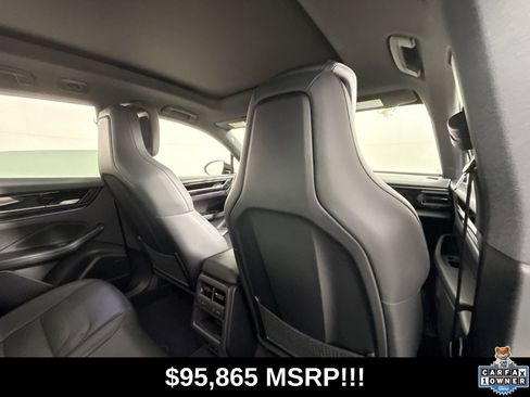 Used 2025 Porsche Macan 4S Electric AWD/4WD image 23