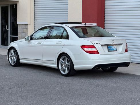 Used 2011 Mercedes-Benz C 300 Sedan image 11
