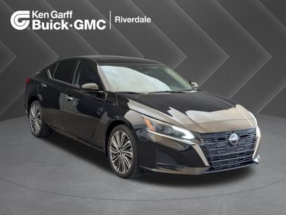 Used 2023 Nissan Altima 2.5 SL