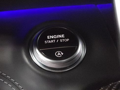 Used 2022 Mercedes-Benz SL 63 AMG 4MATIC image 17