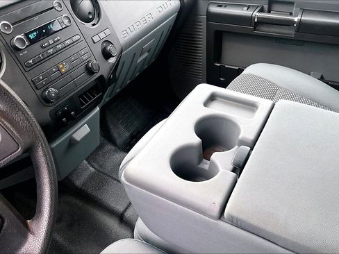 Used 2014 Ford F250 XL w/ Power Equipment Group image 14