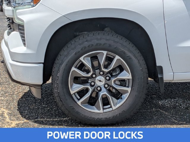 Used 2024 Chevrolet Silverado 1500 RST w/ Z71 Off-Road Package AWD/4WD image 11