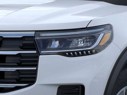 New 2026 Ford Explorer Active AWD/4WD image 18